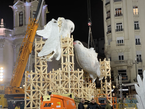 Ninot under construction