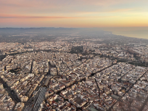 City Center and Jardín del Turia of Valencia from the plane